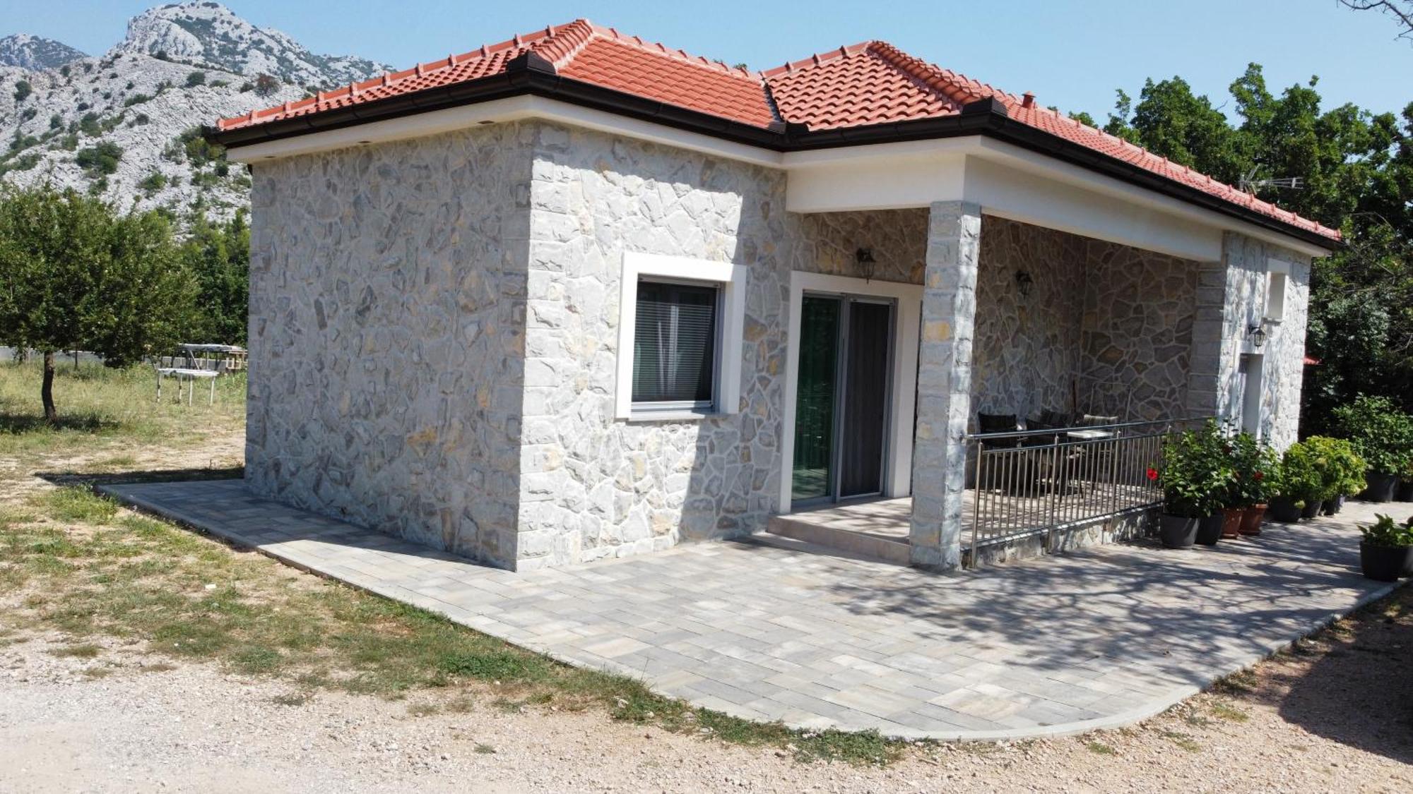 Anica Kuk