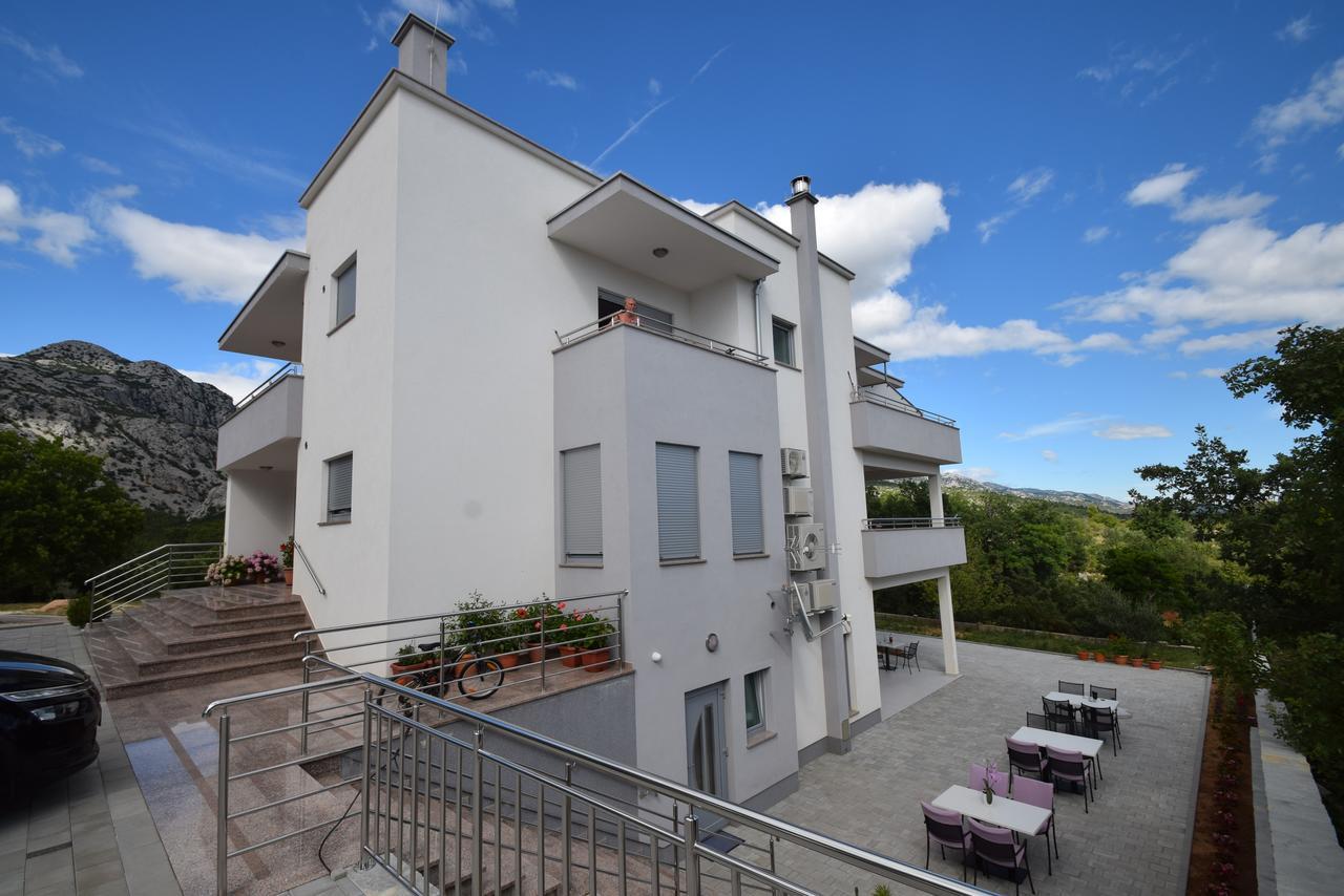 Anica Kuk Apartment Starigrad Paklenica