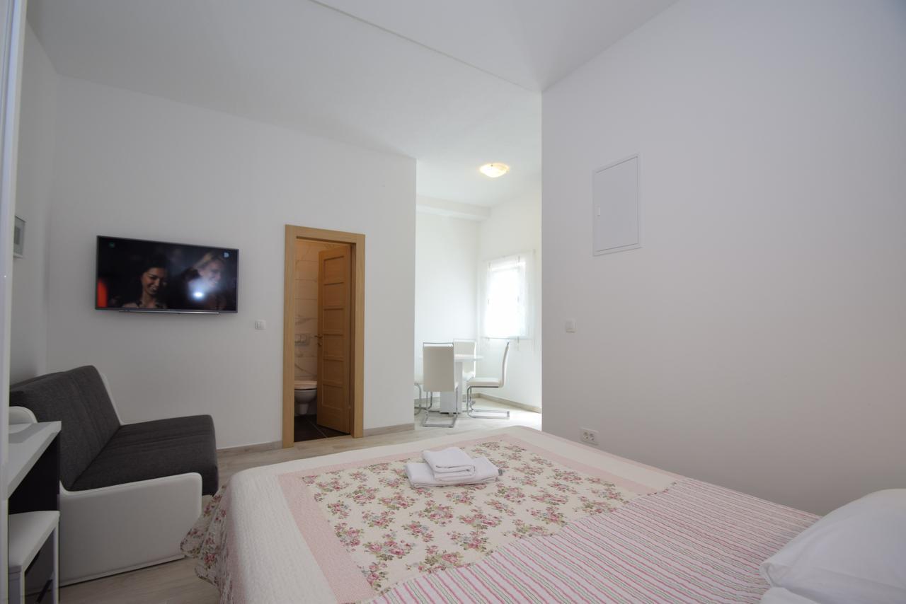 Apartment Anica Kuk *