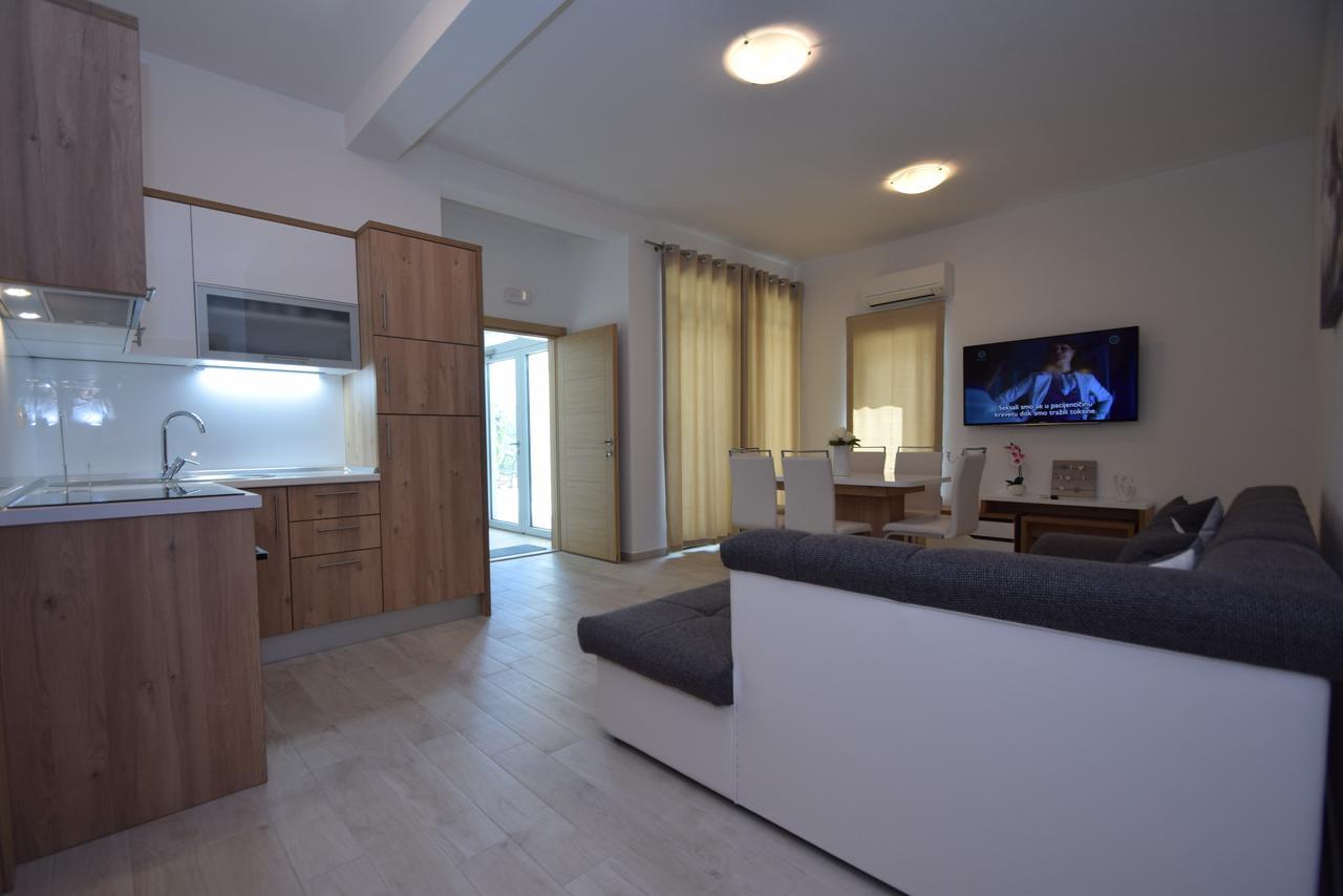 Anica Kuk Apartment