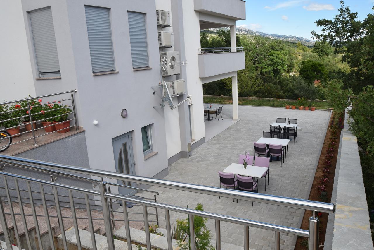 Anica Kuk Apartment *