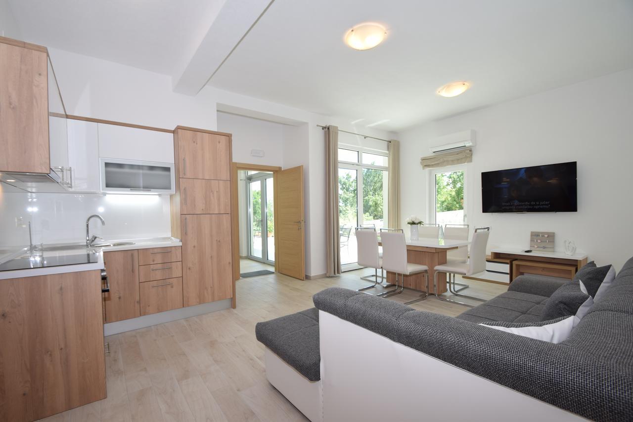 Apartment Anica Kuk *
